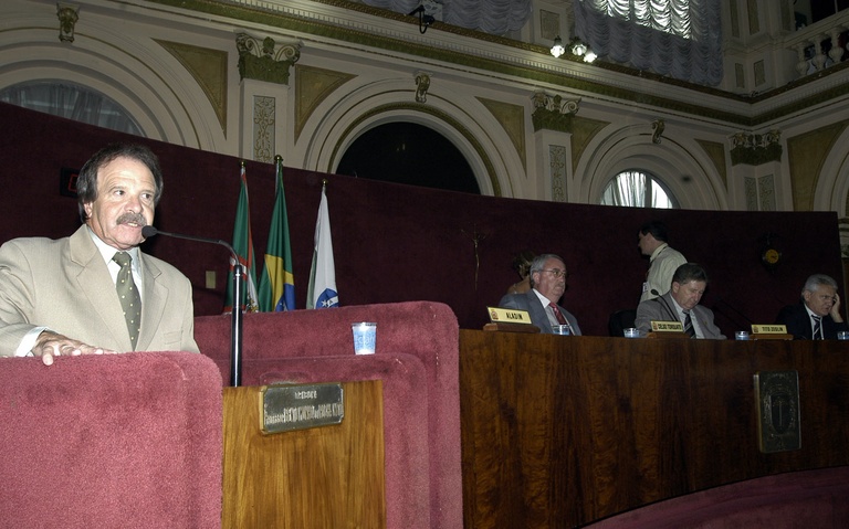 Pequeno Cotolengo detalha trabalho aos vereadores 