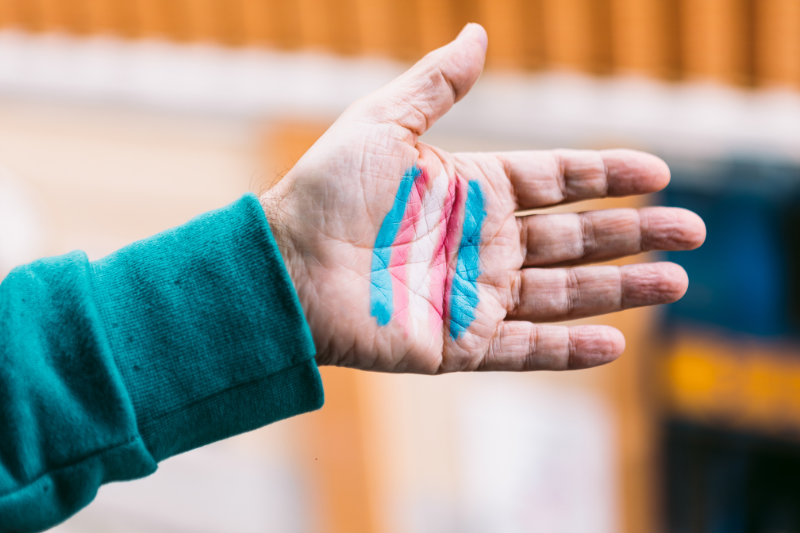 Pessoas trans: nome social pode ser obrigatório no atendimento da Prefeitura