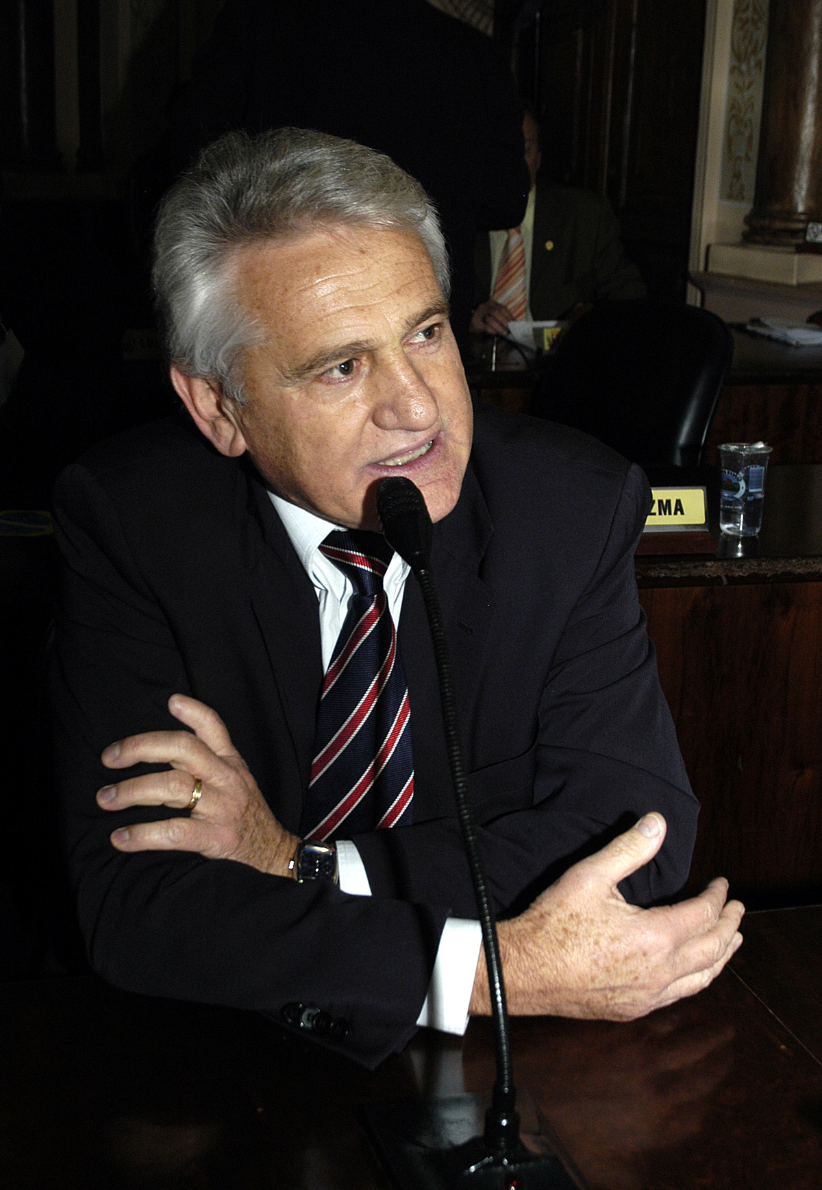 Picolo defende medidas de preservação ambiental 