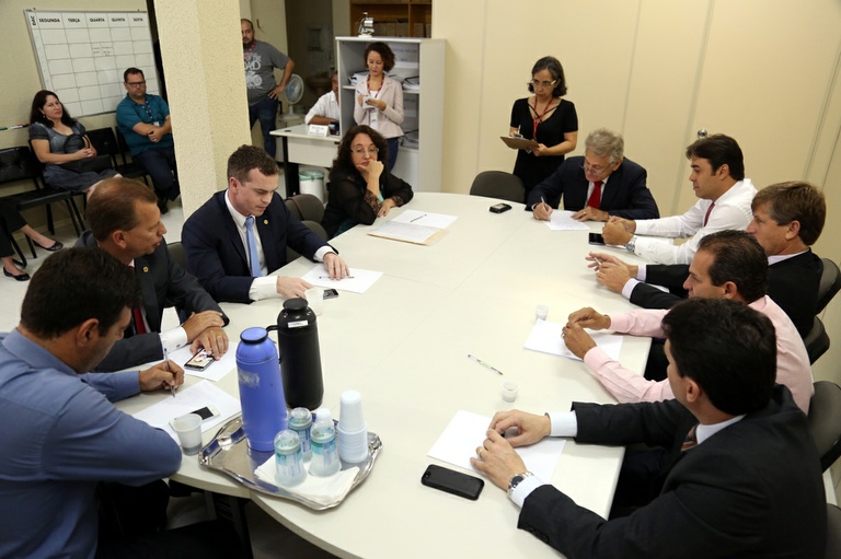 Plano de Recuperação: Economia vota admissibilidade de novo deficit