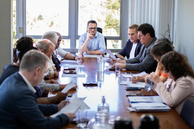 Planos de carreira de Curitiba terão R$ 30 milhões da CMC