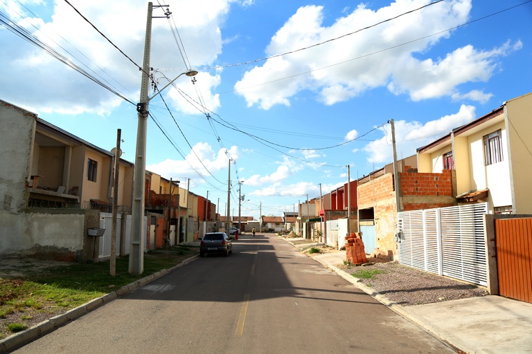 Plenário analisa doação de lotes públicos à Cohab-CT