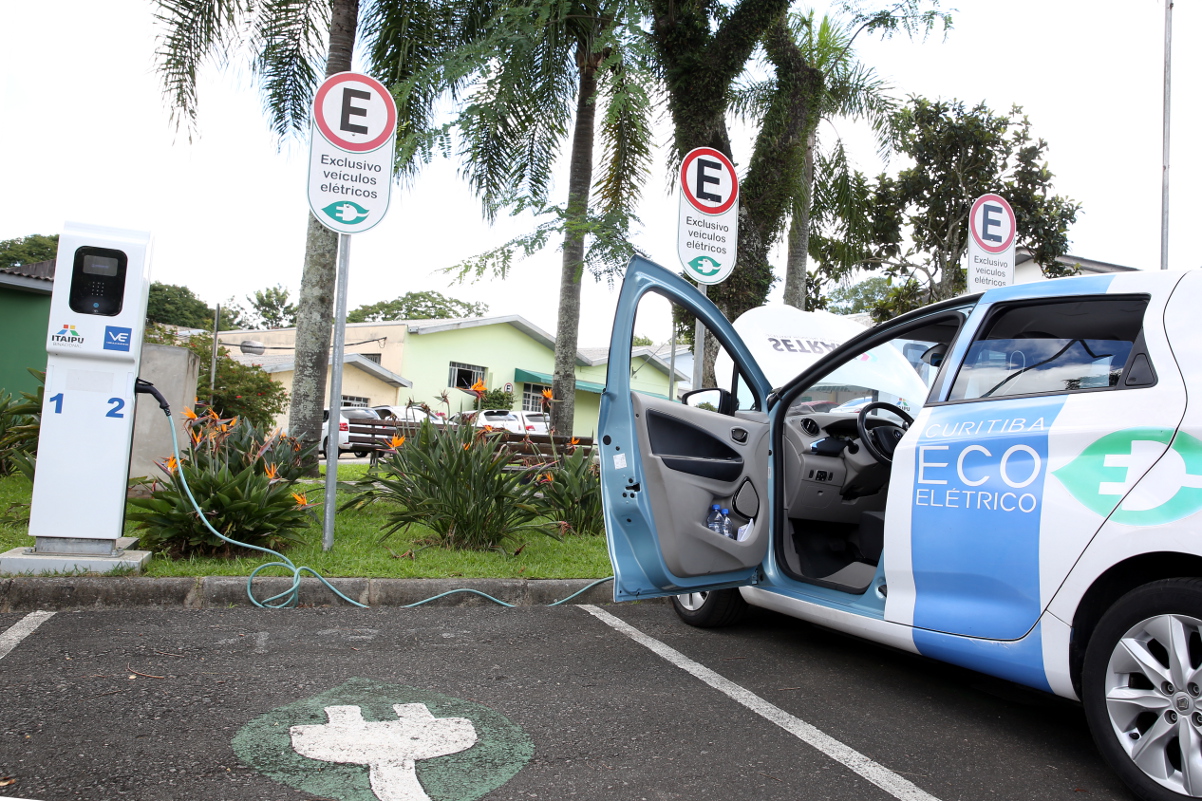 Plenário analisa incentivo a carros elétricos na quarta-feira 