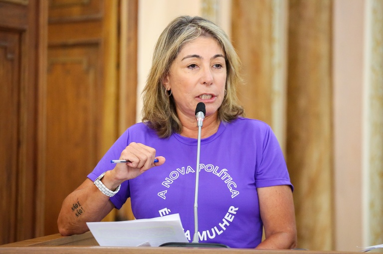 Plenário aprova lixeiras especiais para dejetos de animais