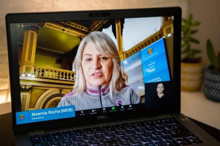 Plenário confirma campanha educativa; prêmios aprovados em 1º turno