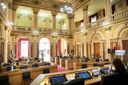 Plenário confirma suspensão de planos de carreira e aporte à CuritibaPrev Plenário confirma suspensão de planos de carreira e aporte à CuritibaPrev