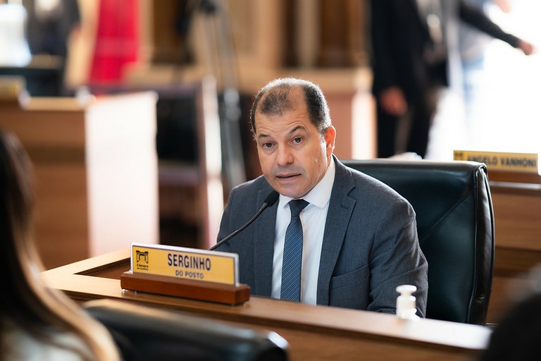 Plenário da Câmara de Curitiba confirma operação imobiliária e Utilidade Pública