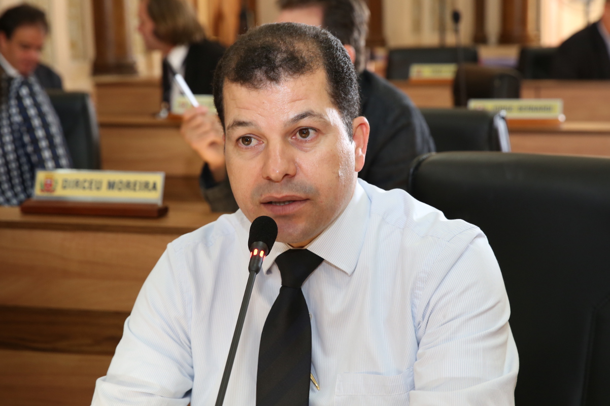 Plenário destaca audiência para debater reajuste de impostos