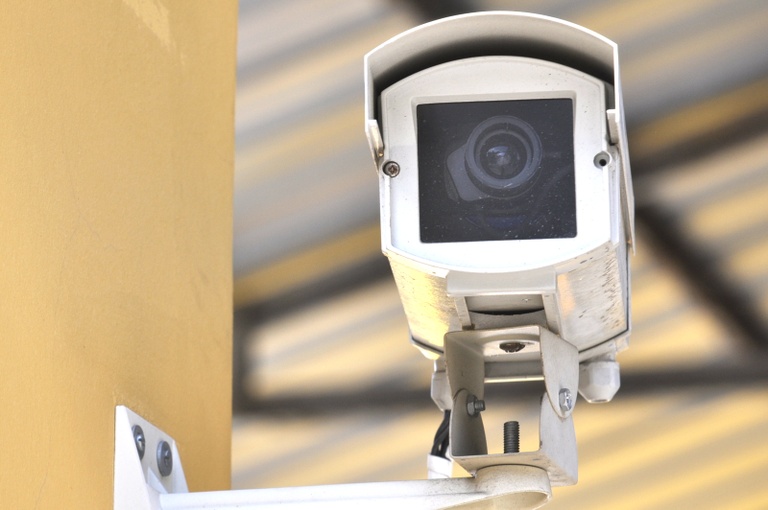 Plenário retoma votação de câmeras em bares 