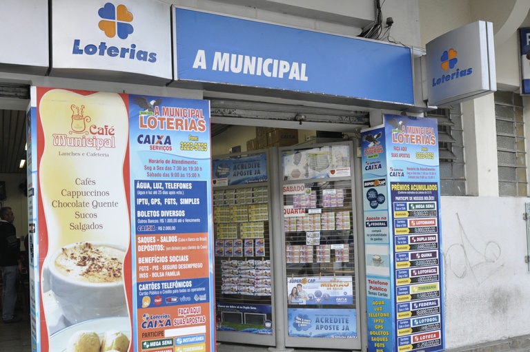 Plenário vota tempo máximo de atendimento nas casas lotéricas 