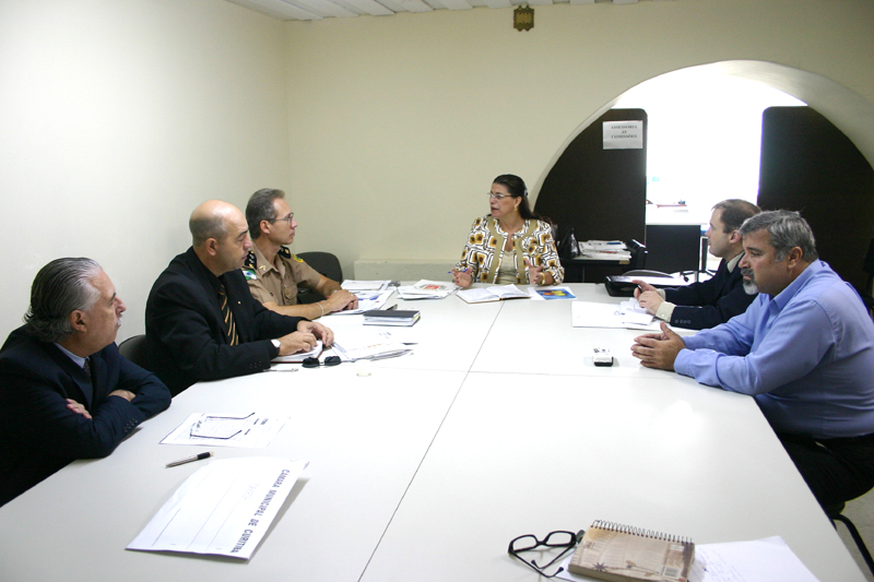 Polícia apóia o programa Conversando com Vizinhos 