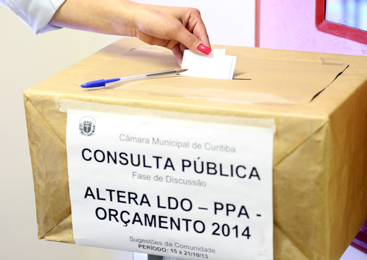 População contribui com sugestões à LOA e PPA em consulta e audiência 