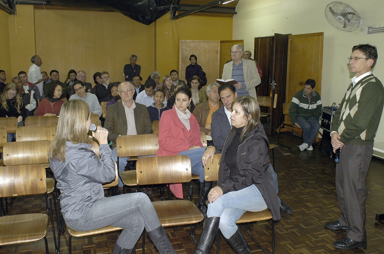 População debate o legado da Copa de 2014 para Curitiba 