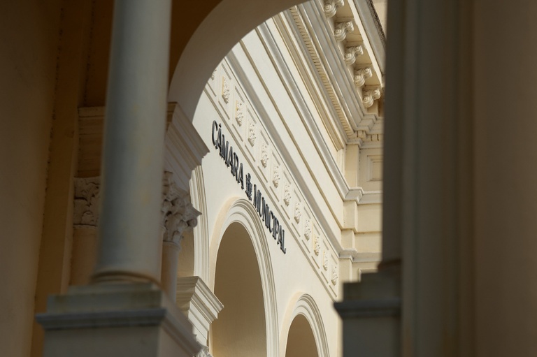 Pós-feriado: Câmara de Curitiba tem 3 sessões solenes e 5 comissões temáticas