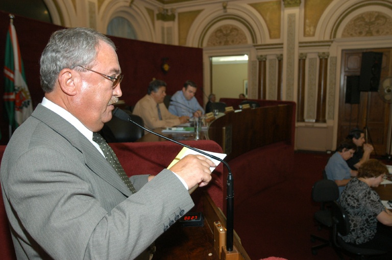 Postos de combustíveis devem obedecer limites 