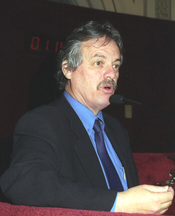 Precursor da televisão lembrado na Câmara 