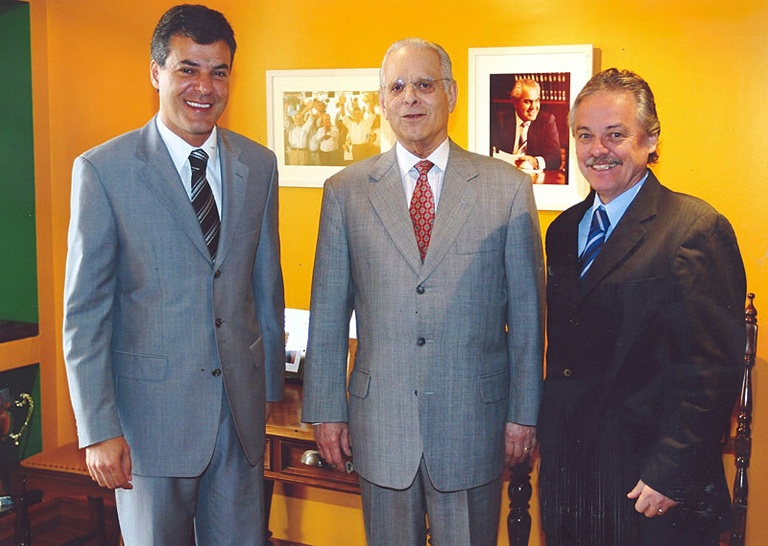 Prefeito e vereador com Pimentel 