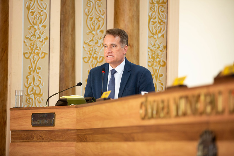 Prefeitura propõe adiar discussão do novo plano de carreira por 6 meses