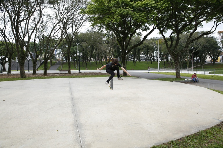 Prefeitura de Curitiba pede adequações no orçamento de 2015 