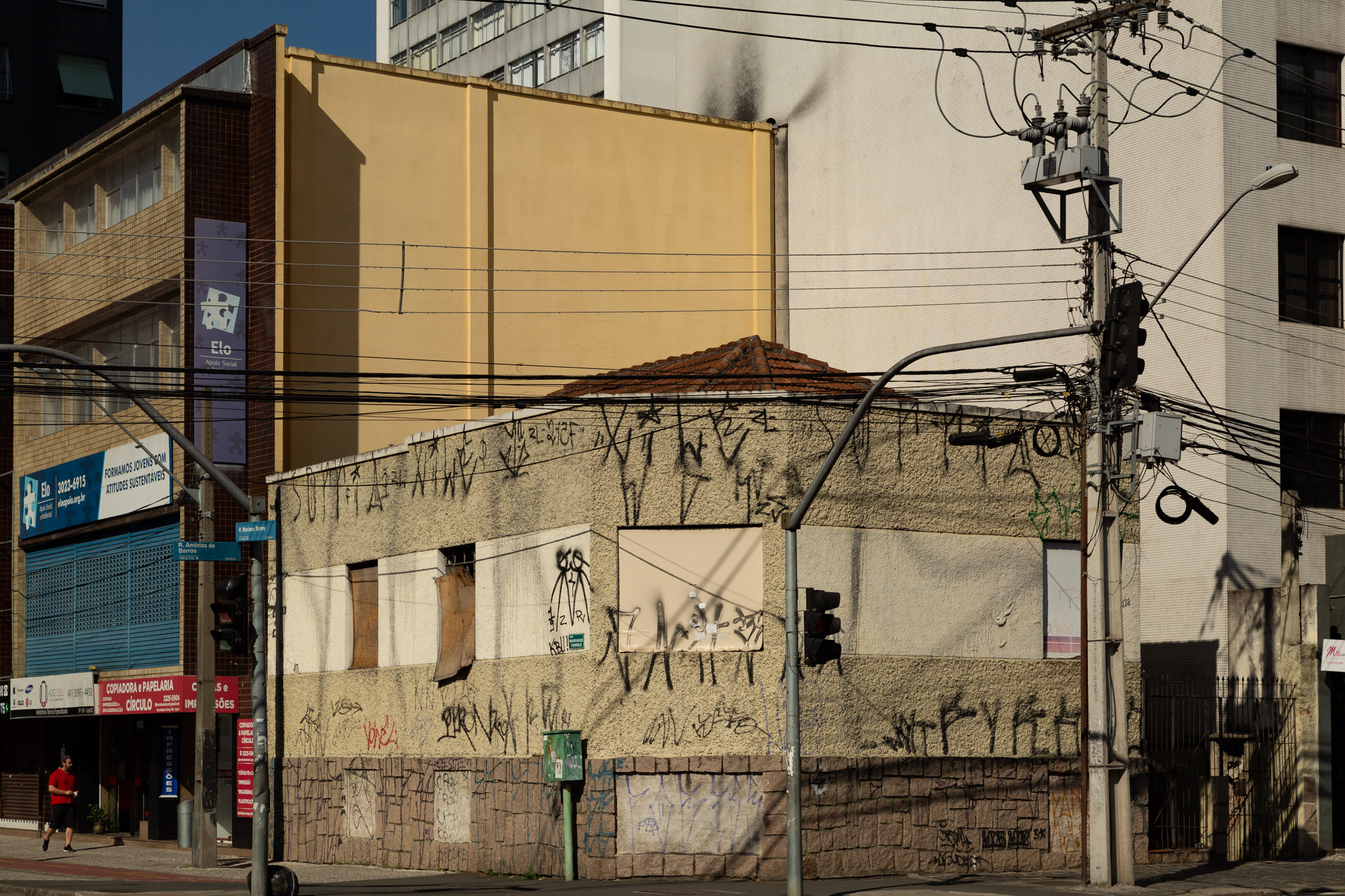 Prefeitura de Curitiba pede aval dos vereadores para venda de imóveis