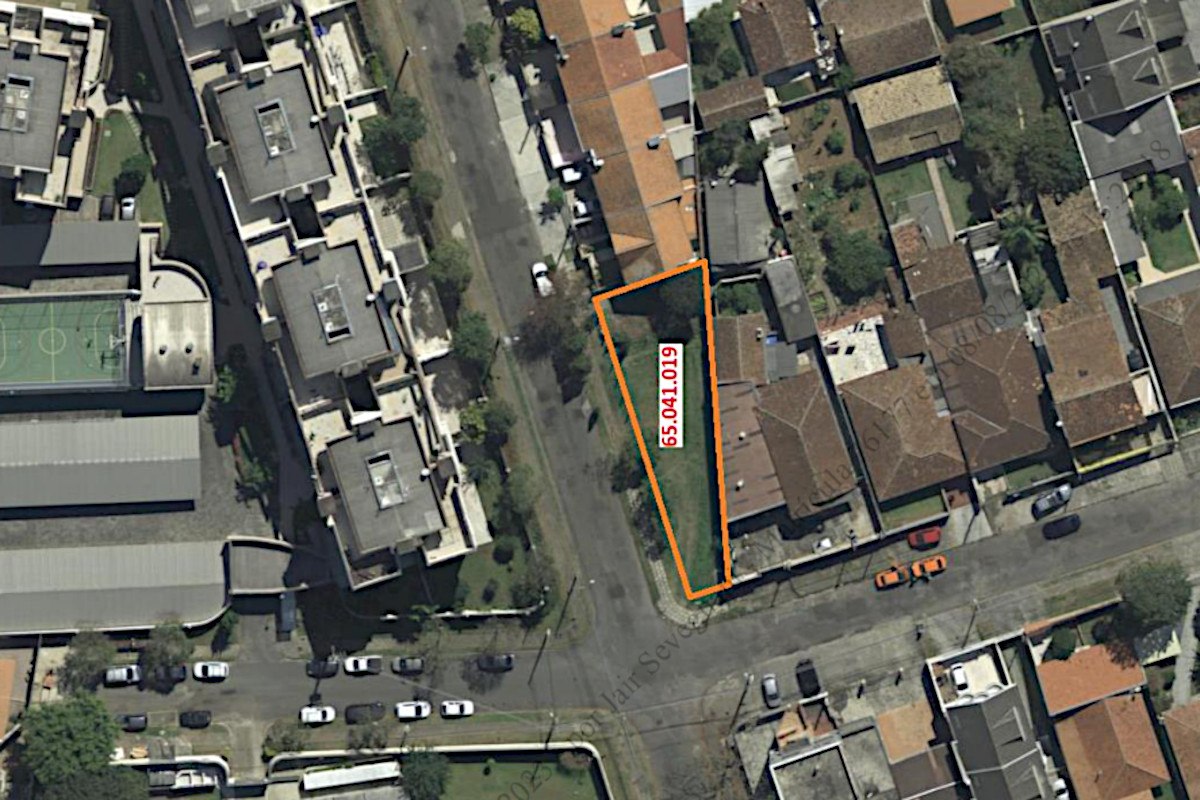 Prefeitura propõe leilão de terreno público no bairro Portão