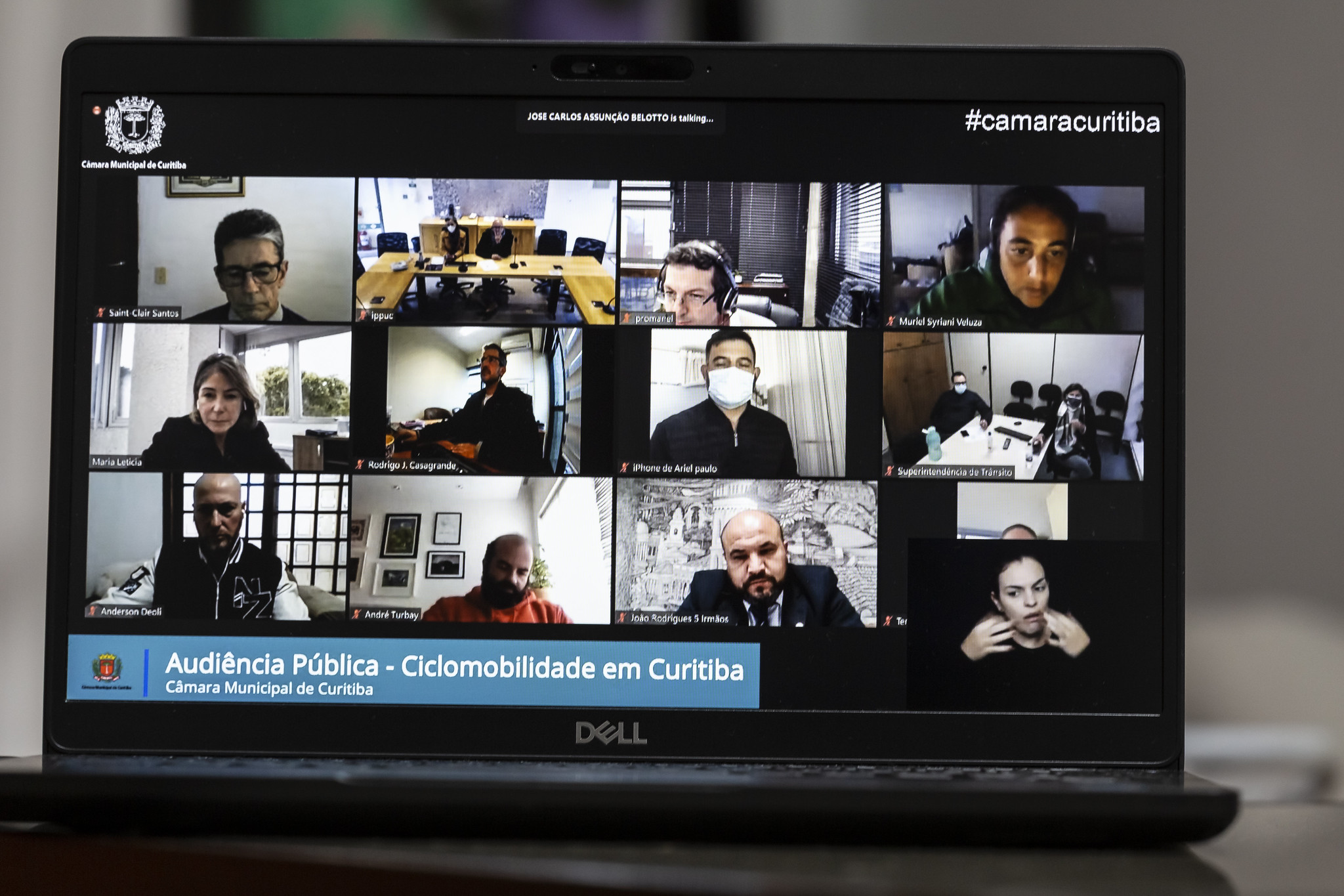 Prefeitura mostra obras de ciclomobilidade; ciclistas pedem 'mudança de cultura'