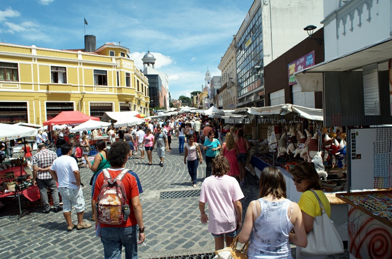 Prefeitura nega constrangimento em ação na Feira de Artesanato