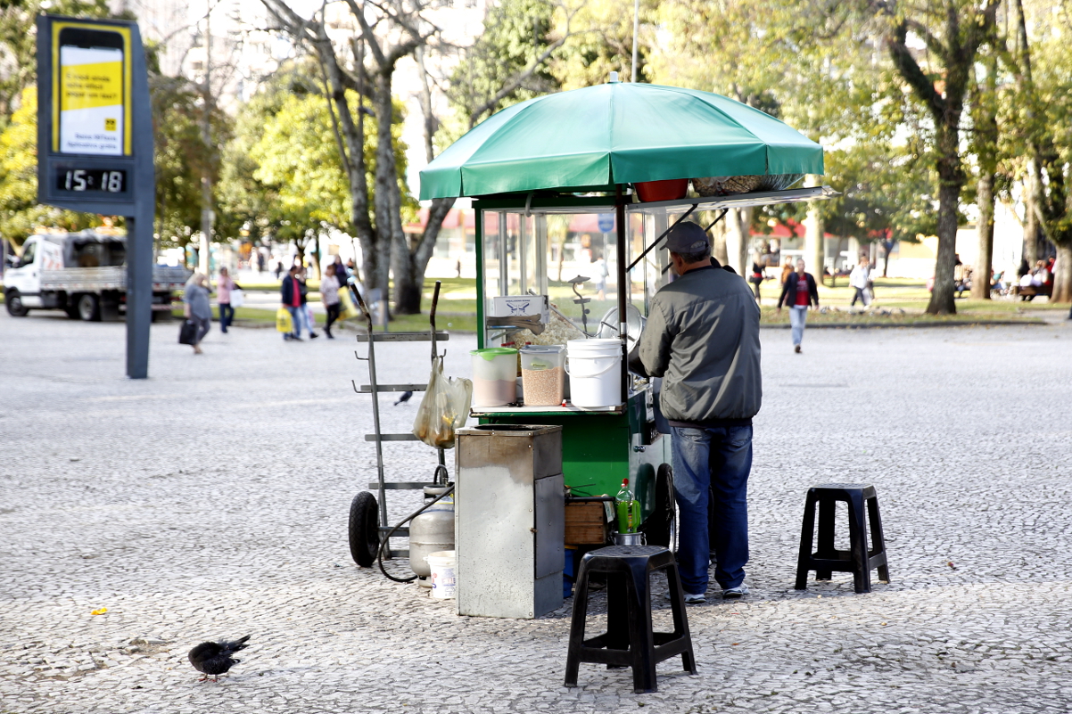 Prefeitura responde requerimento sobre comércio ambulante 