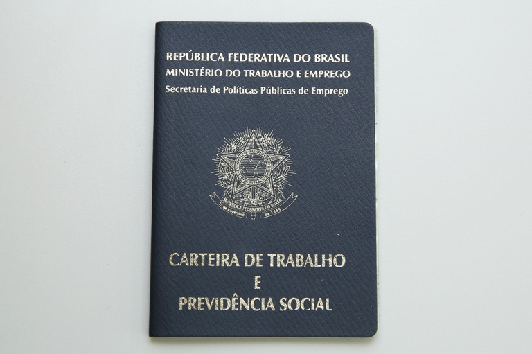 Prefeitura responde sobre convênios da Secretaria do Trabalho 