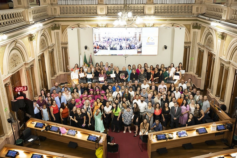 Prêmio Mulheres Conectadas homenageia lideranças femininas