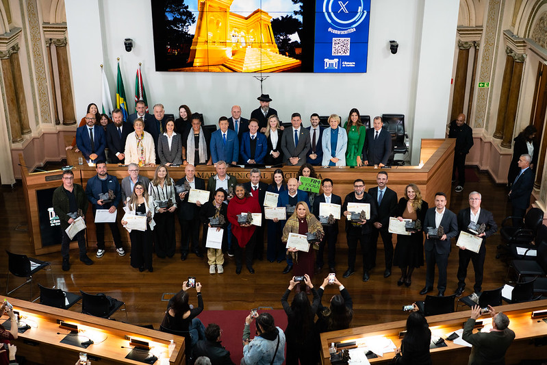 Prêmio reconhece “histórias, sacrifícios e sonhos” de trabalhadores de Curitiba