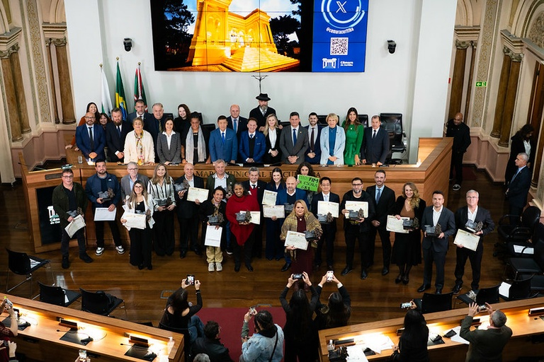 Prêmio reconhece “histórias, sacrifícios e sonhos” de trabalhadores de Curitiba