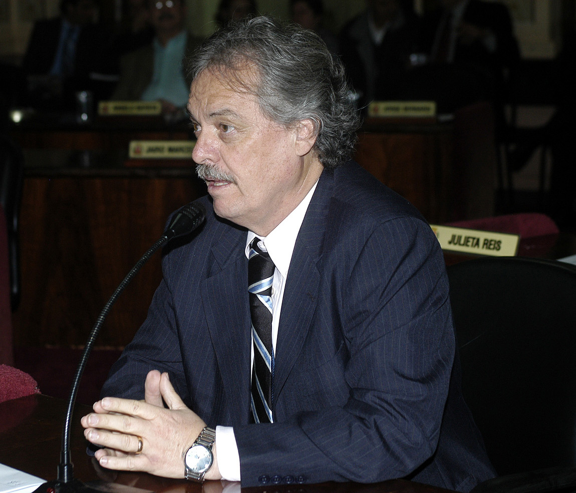 Primeira votação de 2008 vai analisar  contas de 96 