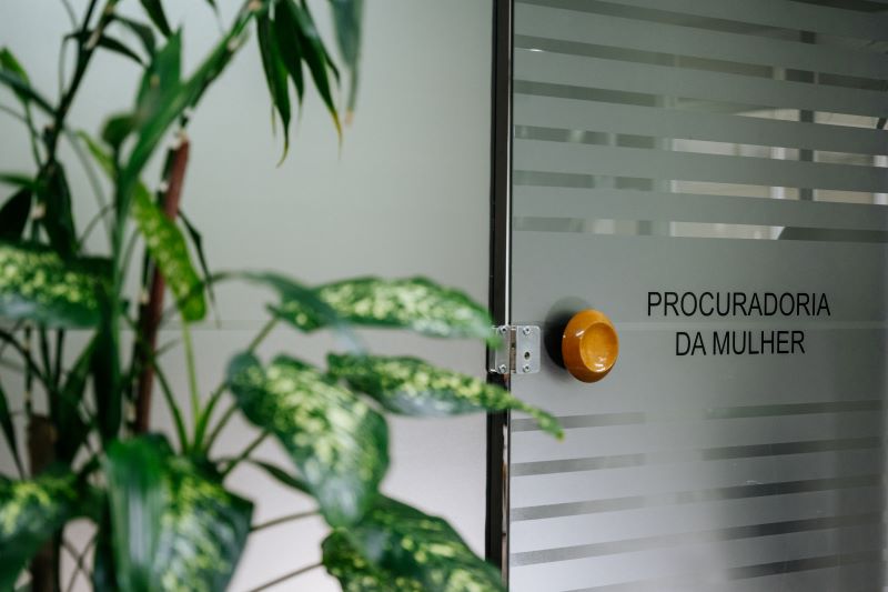 Procuradoria da Mulher ganha novo canal de atendimento em Curitiba 