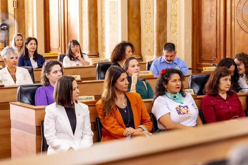 Procuradoria da Mulher da CMC reúne 100 entidades no lançamento da gestão