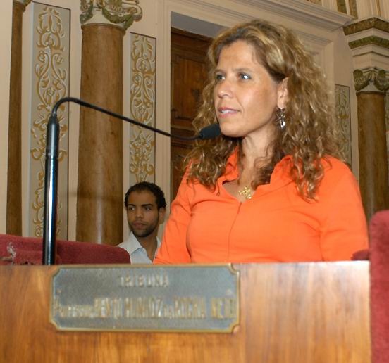 Professor defende cotas na universidade 