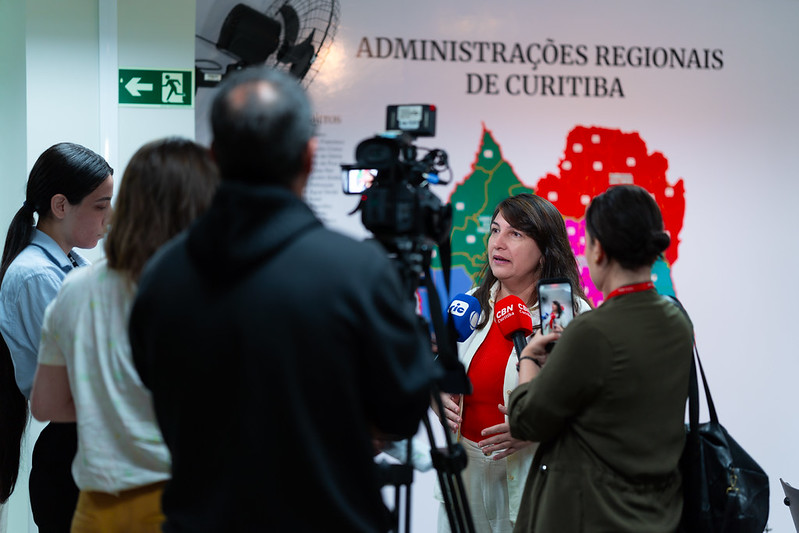 Professora Angela protocola alegações finais e PED entra na reta final