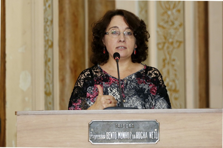 Professora Josete concentra emendas nos Direitos Humanos