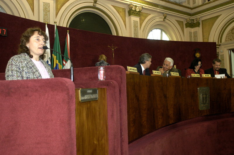 Professora Josete fala sobre escola da CIC 