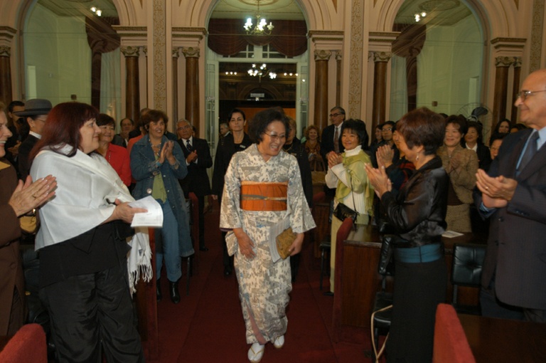 Professora recebe homenagem da Câmara 