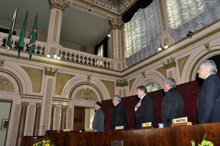 Professoras recebem homenagem na Câmara 