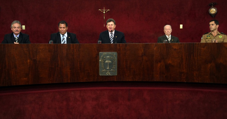 Profissionais da saúde recebem prêmio 