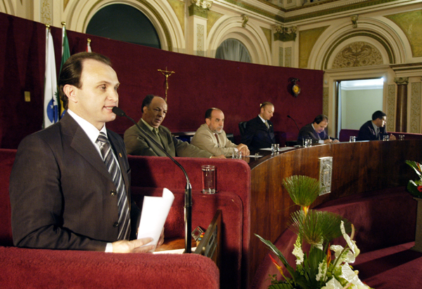 Profissionais de comunicação homenageados pela Câmara 