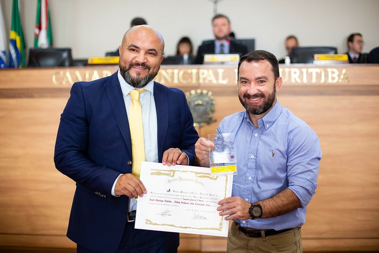 Profissionais do esporte são reconhecidos na Câmara de Curitiba