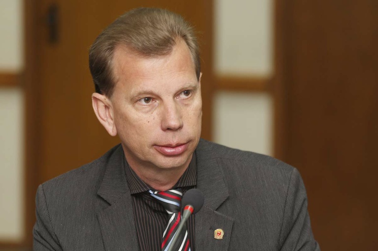 Projeto altera aspectos da lei dos banheiros químicos  