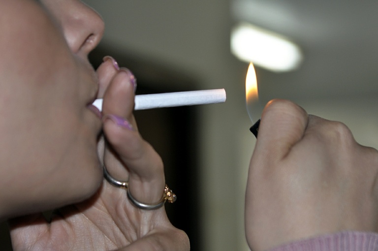 Projeto amplia proibições à venda de cigarro em Curitiba