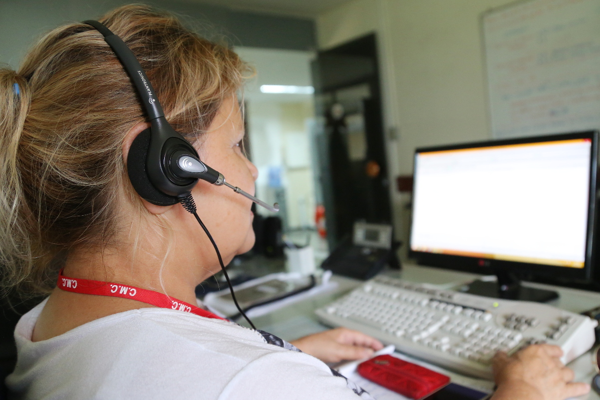 Projeto da prefeitura extingue cargo de telefonista do Ippuc