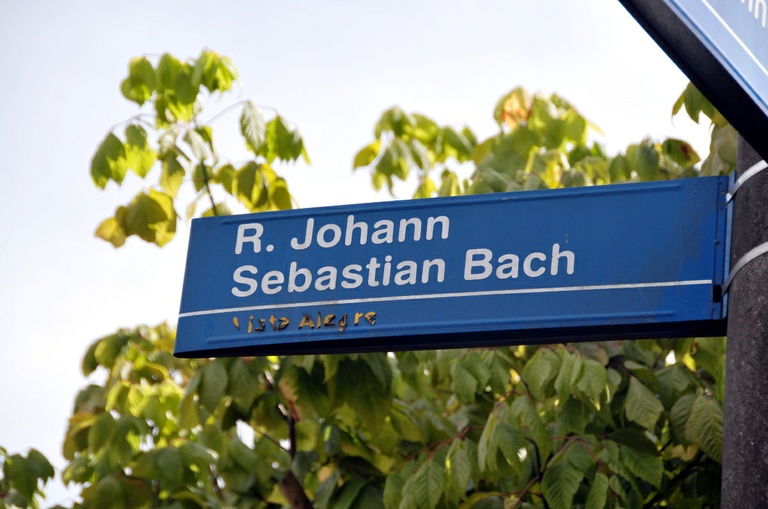 Projeto de lei dificulta nomes de rua 