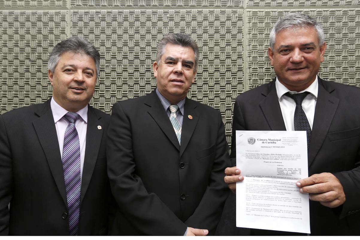 Projeto de lei obriga escolas a terem mediador de conflitos 