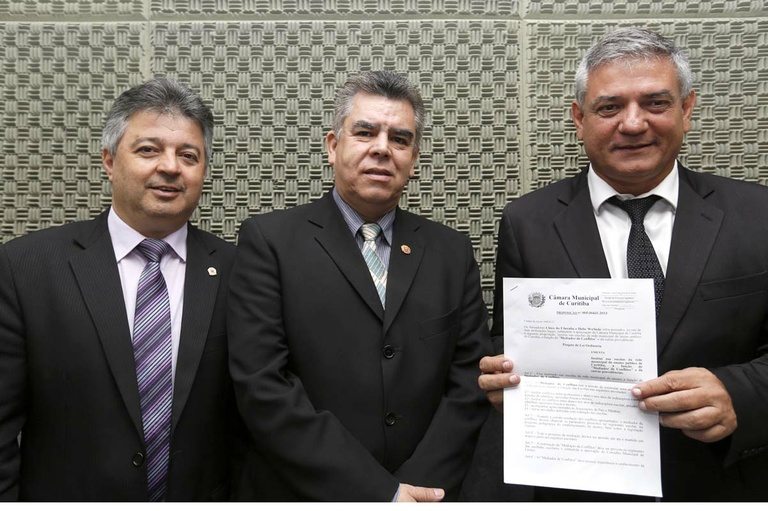 Projeto de lei obriga escolas a terem mediador de conflitos 